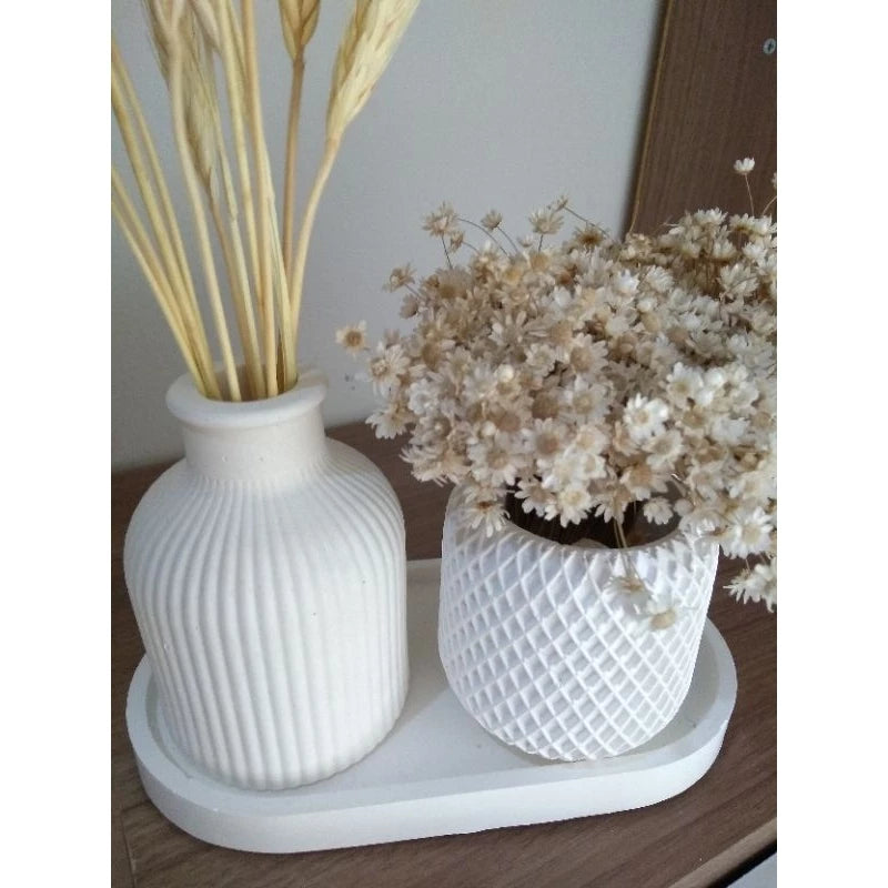 Kit Decorativo com Vasos e Bandeja – Sofisticação e Harmonia para Sua Decoração