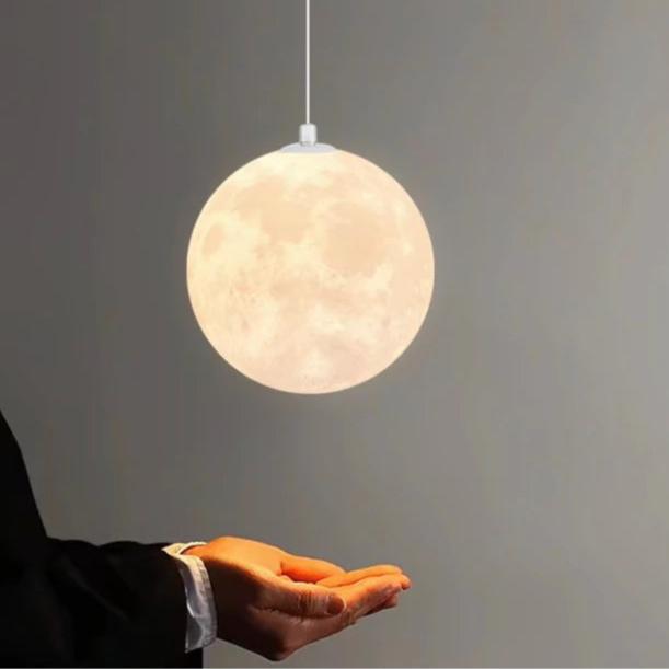 Luminária Pendente Dapper Lua Cheia - Encante-se com a Beleza Lunar em Sua Casa