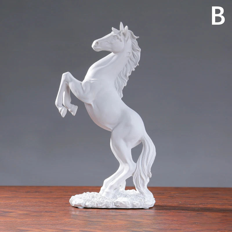 Escultura Decorativa de Cavalo – Símbolo de Força, Liberdade e Elegância